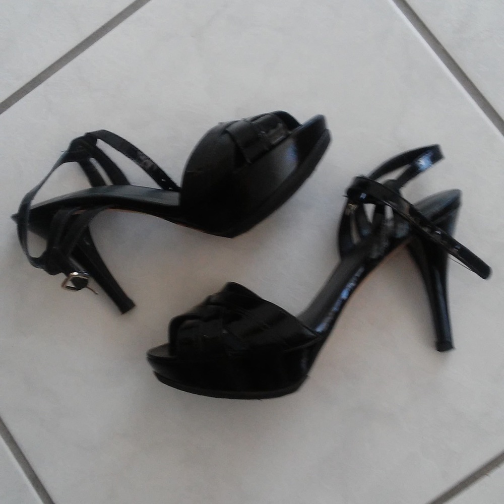 Stuart Weitzman Black Heeled Sandals